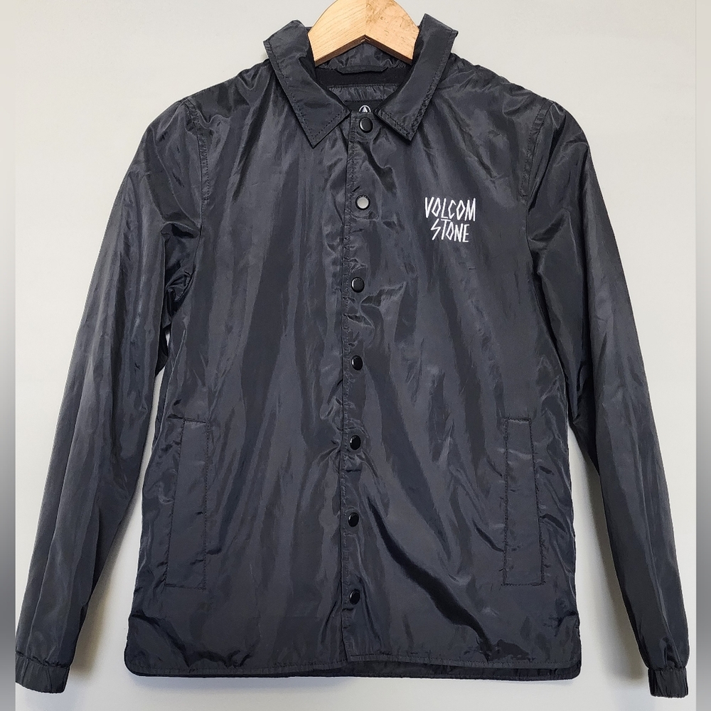 Volcom Water Resistant women's Black water resistant Jacket size XS